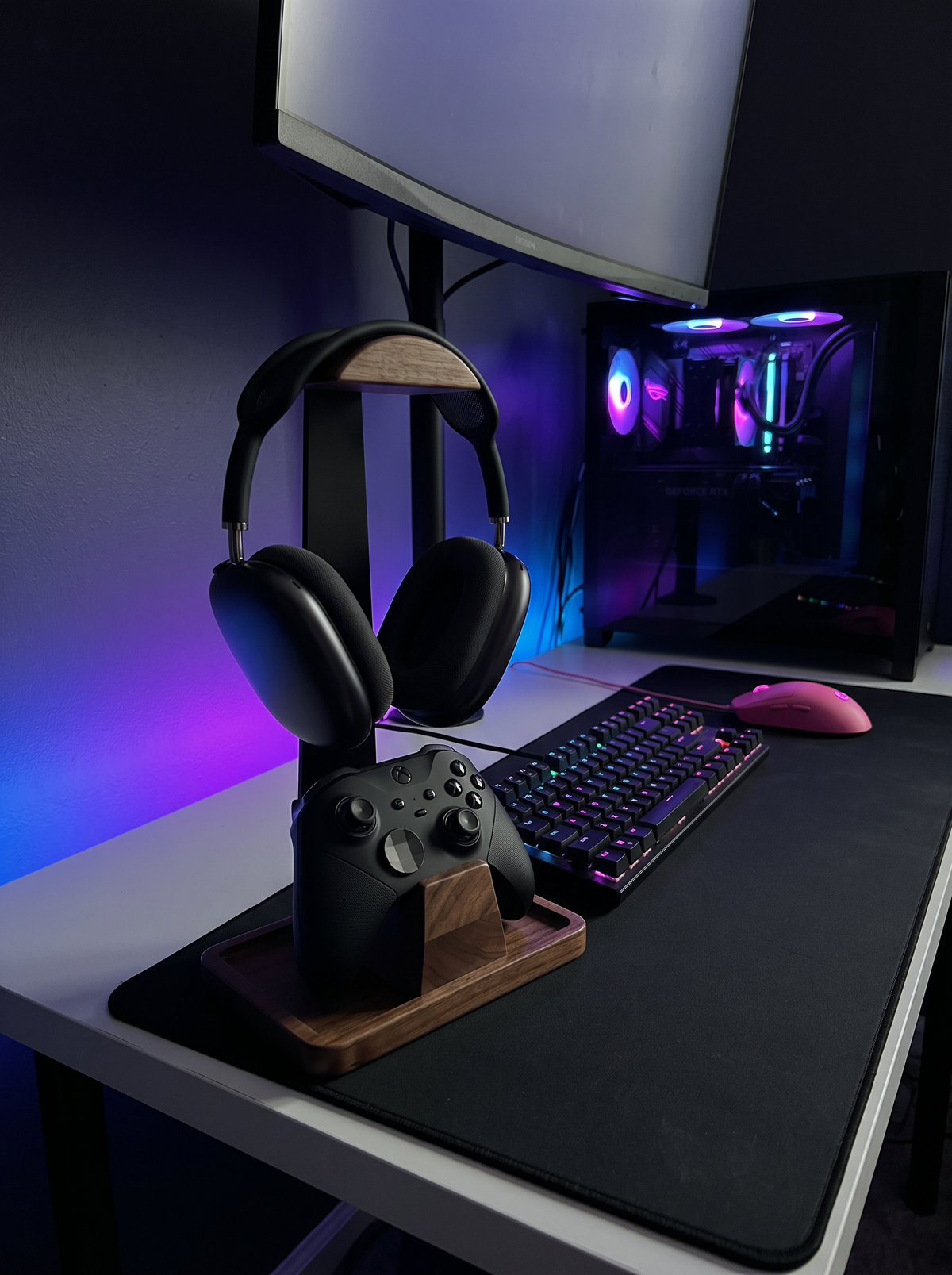 Walnut Headphone Stand with Controller Holder